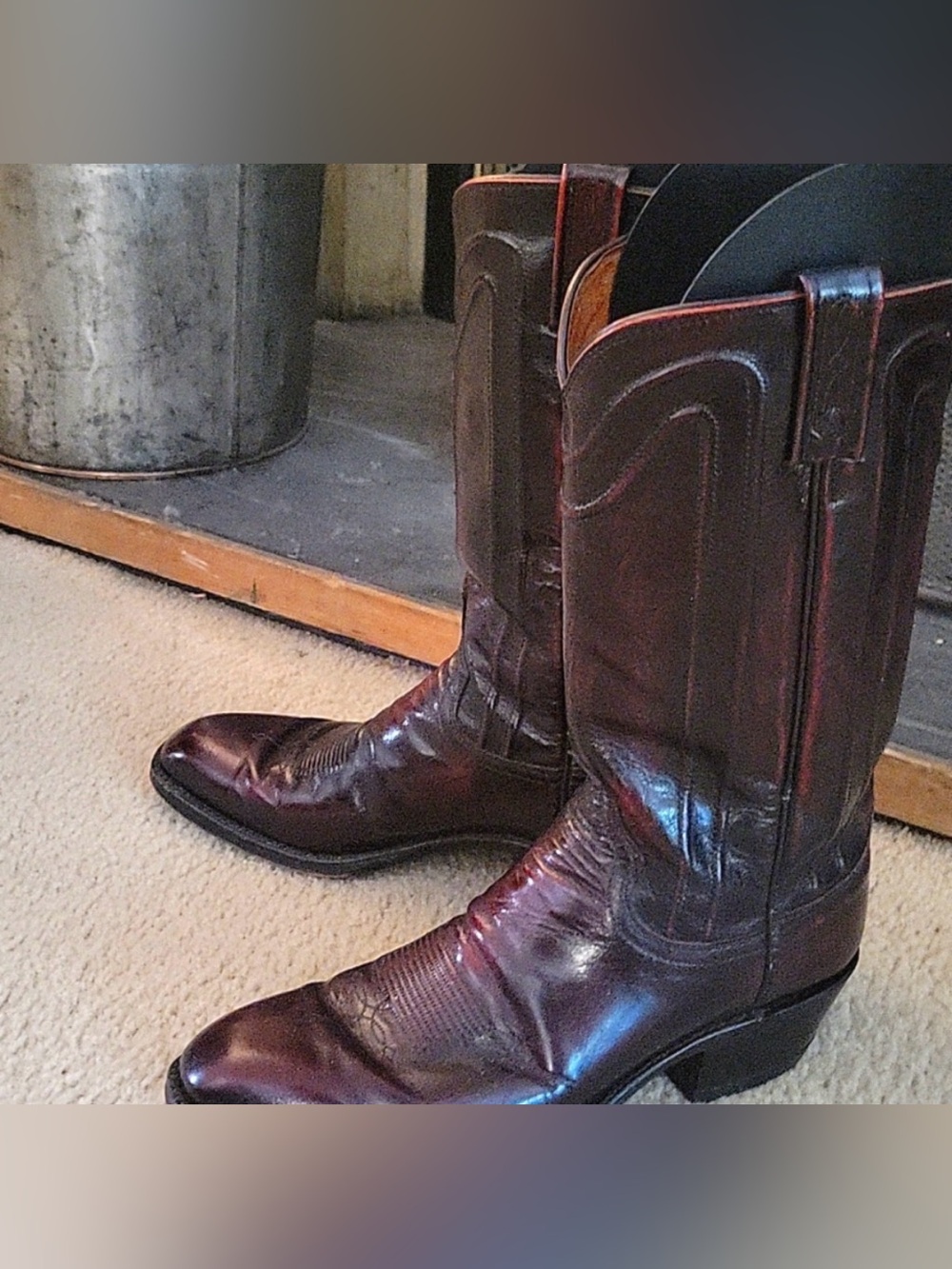 Dan Post Men's Western Cowboy Boots in Oxblood Cherry Black - Picture 2 of 7